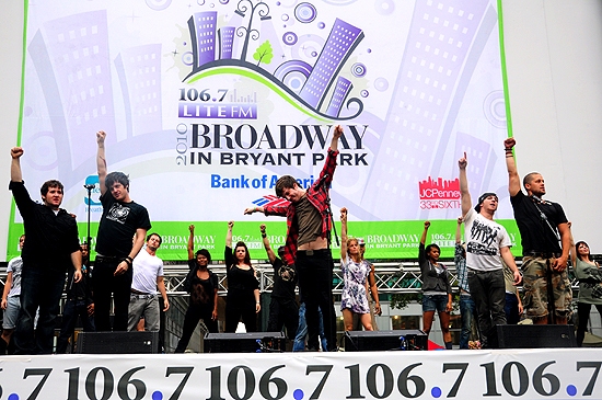 John Gallagher Jr. and the cast of AMERICAN IDIOT Photo