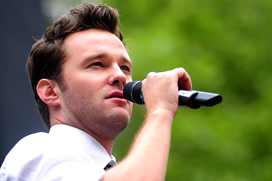 Photo Coverage: LA CAGE, IDIOT, WEST SIDE STORY & More Play Broadway in Bryant Park! Image