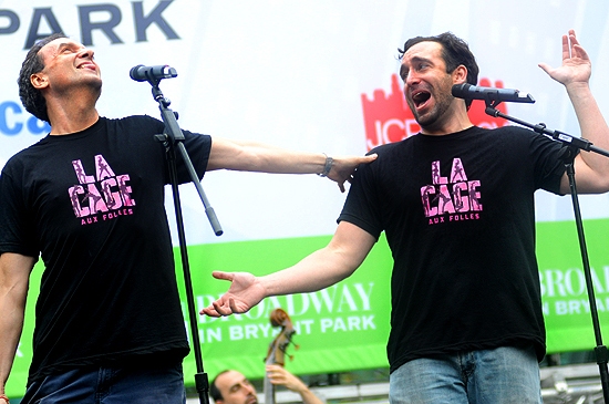 Photo Coverage: LA CAGE, IDIOT, WEST SIDE STORY & More Play Broadway in Bryant Park! Image