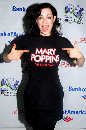 Laura Michelle Kelly ( Mary Poppins ) Photo