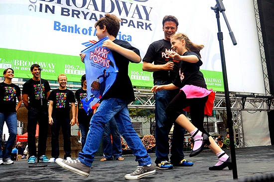 Photo Coverage: LA CAGE, IDIOT, WEST SIDE STORY & More Play Broadway in Bryant Park! Image
