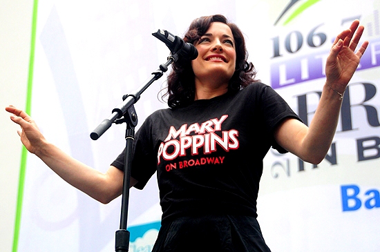 Photo Coverage: LA CAGE, IDIOT, WEST SIDE STORY & More Play Broadway in Bryant Park! Image