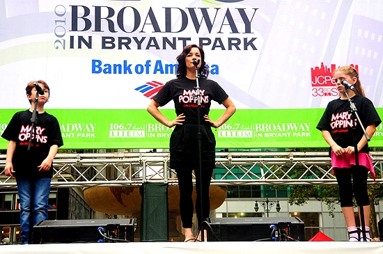 Photo Coverage: LA CAGE, IDIOT, WEST SIDE STORY & More Play Broadway in Bryant Park! Image