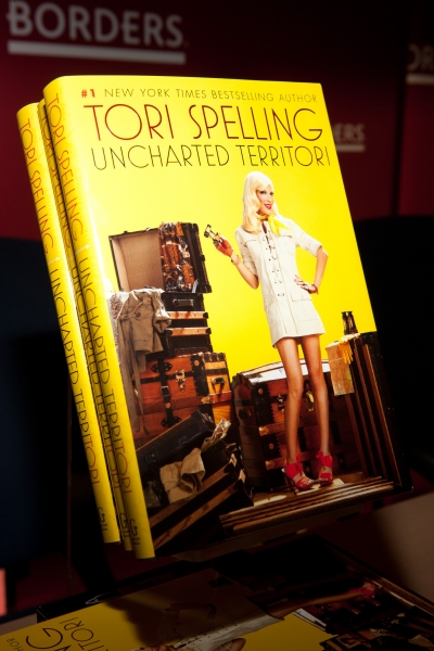 Photo Coverage: Tori Spelling Promotes New Book 