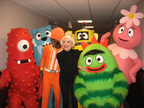 Photo Flash: Carol Channing Meets Yo Gabba Gabba at Good Day LA Image