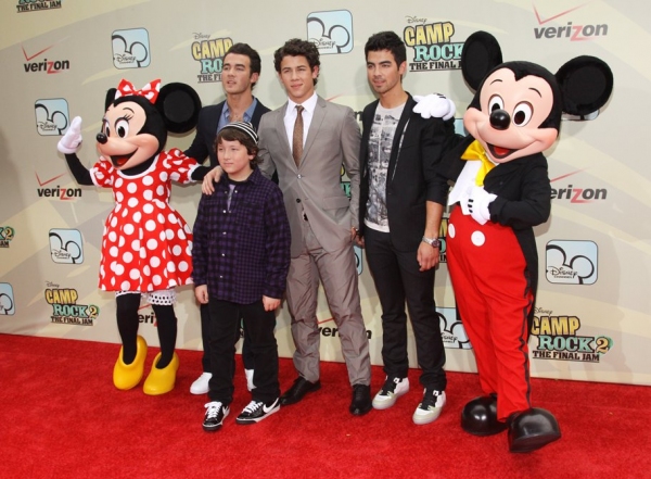 Photo Coverage: 'Camp Rock 2: The Final Jam' Premieres in New York City Image