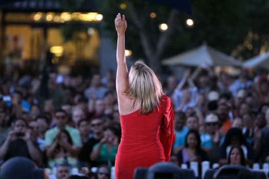 Photo Coverage: Taylor Dayne with Frenchie Davis & Jake Simpson at Summer Concert Series Image