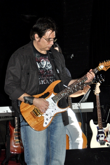 Photo Coverage: Rob Evan and Menrva Realm Live in Concert Image