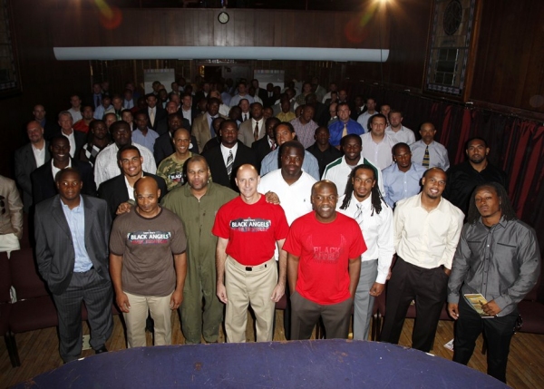 Photo Coverage: NY Jets Visit BLACK ANGELS OVER TUSKEGEE Image