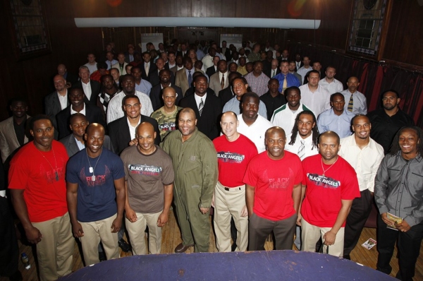Photo Coverage: NY Jets Visit BLACK ANGELS OVER TUSKEGEE Image
