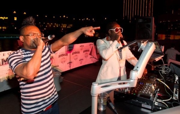 Photo Flash: Black Eyed Peas' WILL.I.AM DJs at Moorea Beach Club  Image