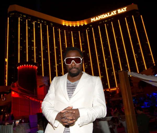Photo Coverage: Will.I.AM DJ's at Moorea Beach Club at Mandalay Bay Image