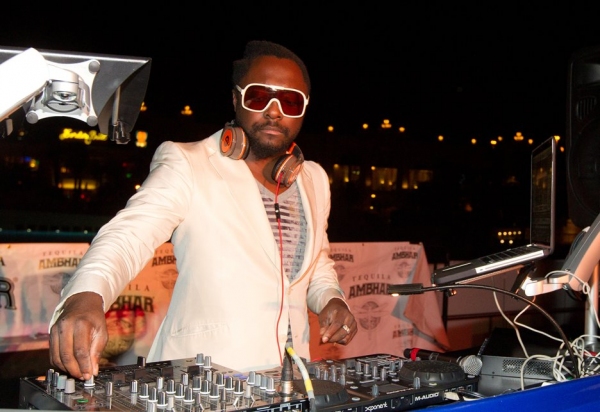 Photo Coverage: Will.I.AM DJ's at Moorea Beach Club at Mandalay Bay Image