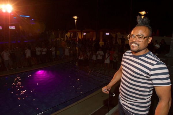 Photo Coverage: Will.I.AM DJ's at Moorea Beach Club at Mandalay Bay Image