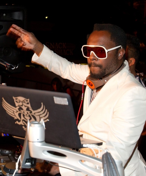 Photo Coverage: Will.I.AM DJ's at Moorea Beach Club at Mandalay Bay Image