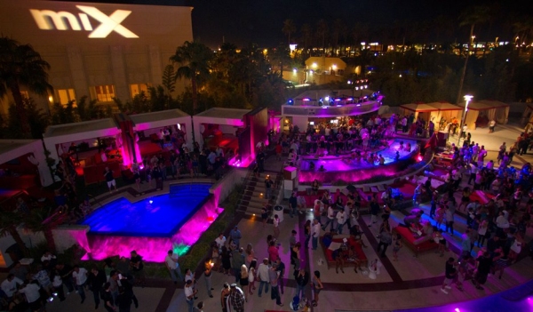Photo Coverage: Will.I.AM DJ's at Moorea Beach Club at Mandalay Bay Image