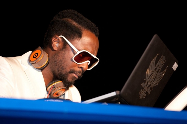 Photo Coverage: Will.I.AM DJ's at Moorea Beach Club at Mandalay Bay Image