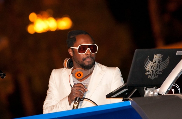 Photo Coverage: Will.I.AM DJ's at Moorea Beach Club at Mandalay Bay Image