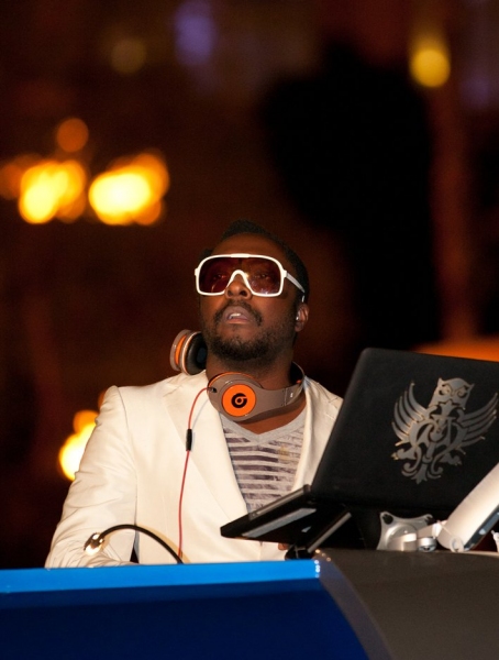 Photo Coverage: Will.I.AM DJ's at Moorea Beach Club at Mandalay Bay Image