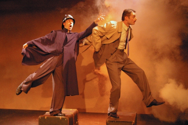 Photo Flash: Orlando Shakespeare Theatre Releases 39 STEPS Photos Image