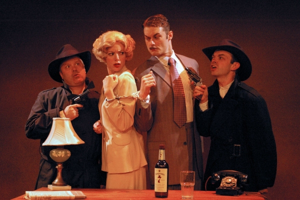 Photo Flash: Orlando Shakespeare Theatre Releases 39 STEPS Photos Image