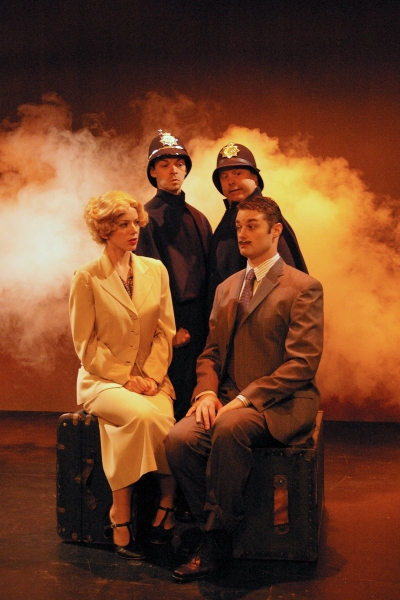 Photo Flash: Orlando Shakespeare Theatre Releases 39 STEPS Photos Image