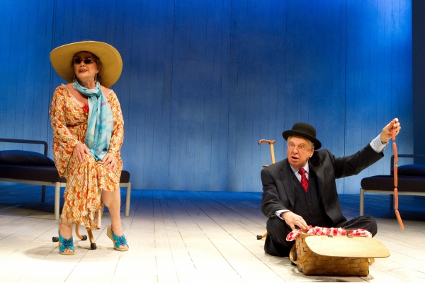 Photo Flash: Playwrights Horizons' ME, MYSELF & I Image