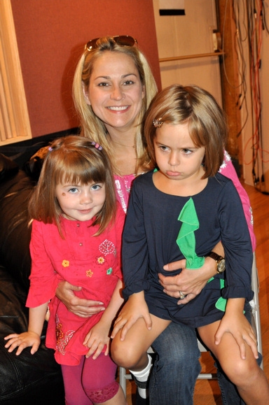 Photo Coverage: MEMPHIS Records for 'Carols For A Cure' Image