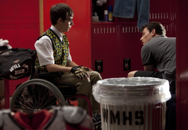 Artie (Kevin McHale, L) and Finn (Cory Monteith, R) have a chat in the boys' locker r Photo
