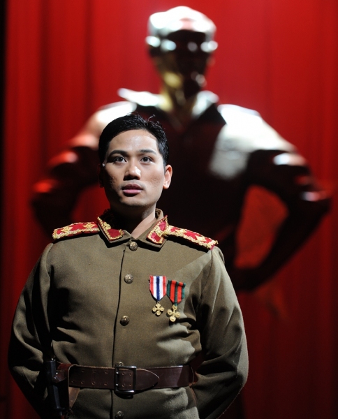 Photo Flash: MISS SAIGON At Moonlight Amphitheatre, Show Runs Through 9/25 Image