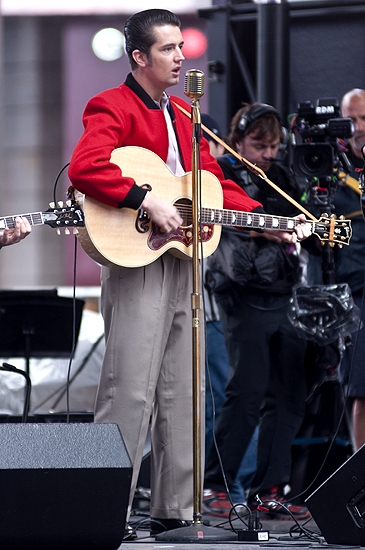 Photo Coverage: Broadway on Broadway 2010 - Part 1 Image