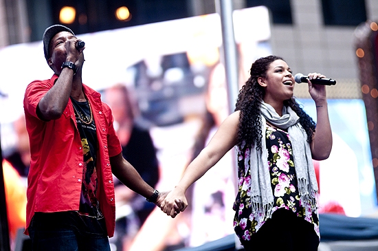 Photo Coverage: Broadway on Broadway 2010 - Part 1 Image