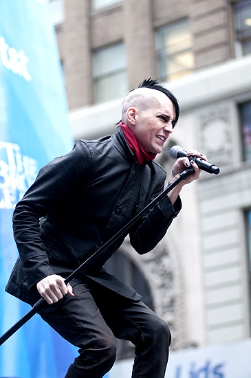 Photo Coverage: Broadway on Broadway 2010 - Part 2 Image