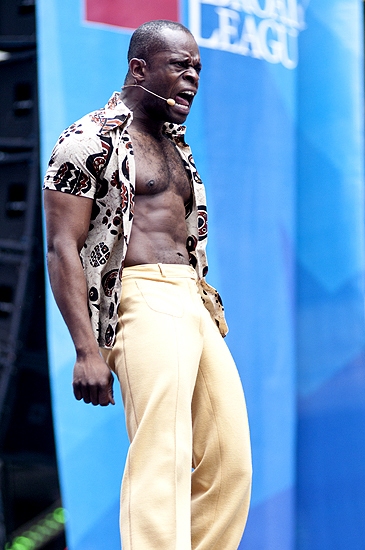 Photo Coverage: Broadway on Broadway 2010 - Part 2 Image