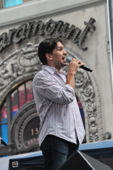 Photo Coverage: Broadway on Broadway 2010 Backstage - Part 2 Image