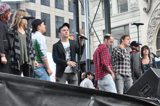 Photo Coverage: Broadway on Broadway 2010 Backstage - Part 2 Image