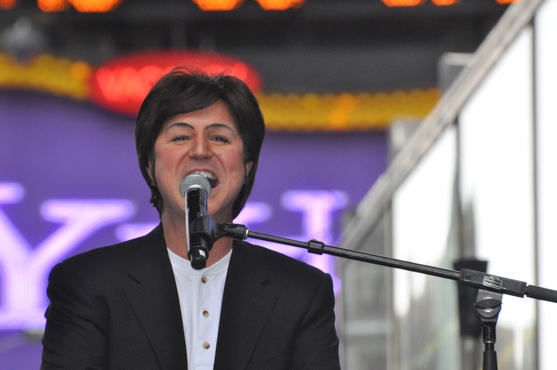 Photo Coverage: Broadway on Broadway 2010 Backstage - Part 2 Image