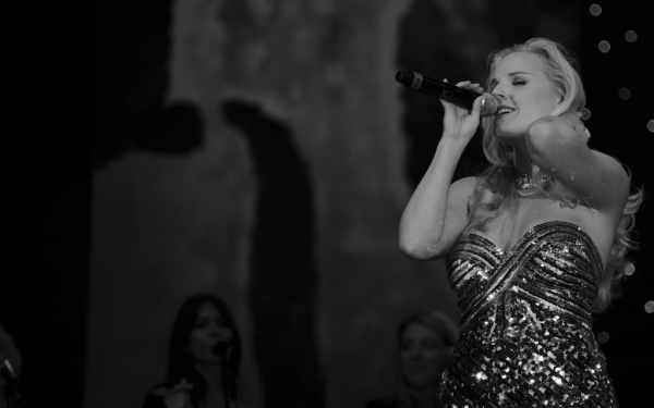 Photo Coverage: Kerry Ellis At PROMS IN THE PARK, Last Night Of The Proms, September 2010 Image