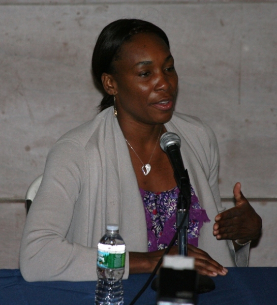Photo Flash: Brooklyn Book Festival Brings out Bibliophiles Image