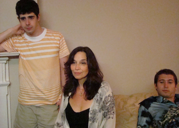 Photo Flash: Howl! Arts Project Premieres SUNKEN LIVING ROOM Image