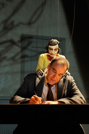 Photo Flash: Berkeley Rep Opens COMPULSION with Patinkin Image