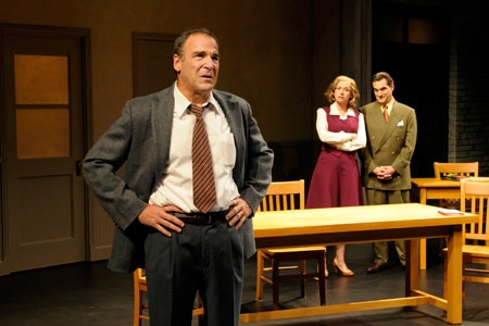 Photo Flash: Berkeley Rep Opens COMPULSION with Patinkin Image