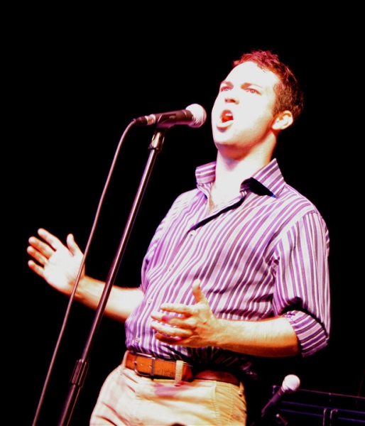 Photo Coverage: Bobby Cronin at The Palace Danbury Image