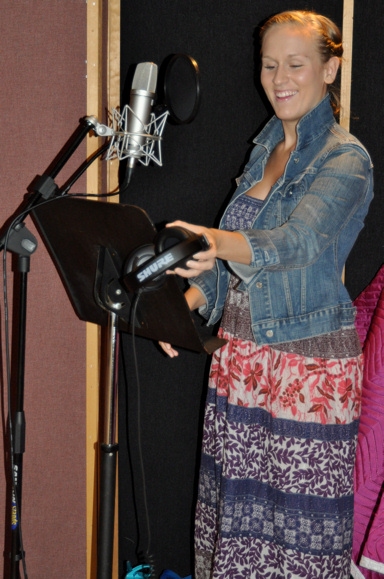 Photo Coverage: WICKED Records for 'Carols for a Cure' Image