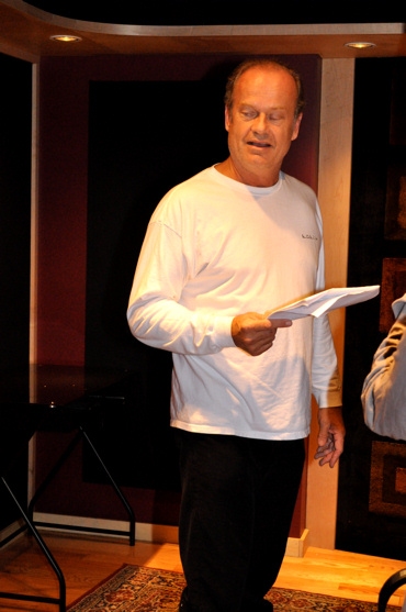 Photo Coverage: Kelsey Grammer Records for  'Carols For A Cure' Image