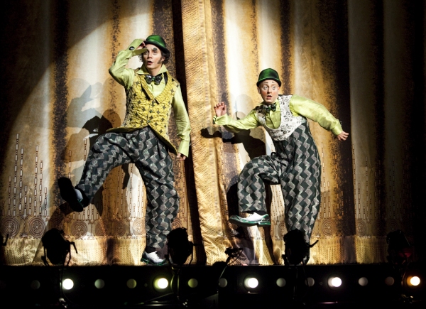 Photo Coverage: Cirque du Soleil's Banana Shpeel Slides into Toronto 9/19-10/10 Image