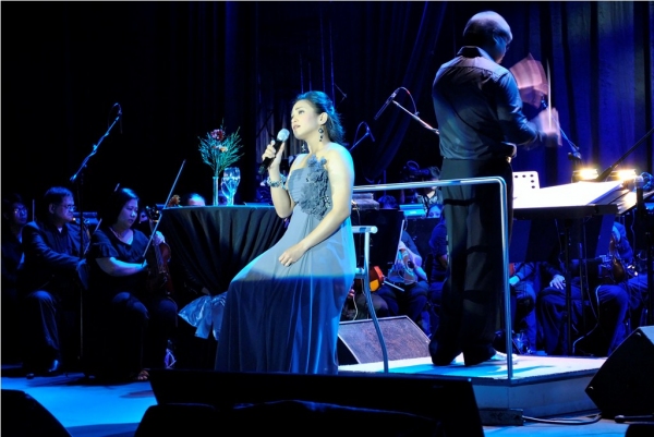 Photo Coverage: Joanna Ampil Manila Concert, 9/18 Image