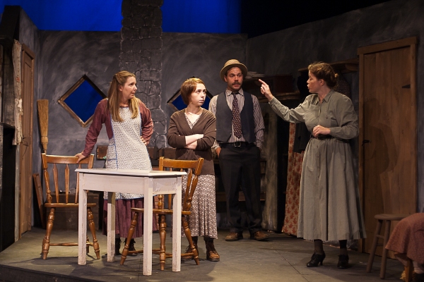 Photo Flash: DANCING AT LUGHNASA Opens at Sherman Playhouse Image
