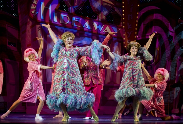 Photo Flash: HAIRSPRAY at Paper Mill Playhouse Image