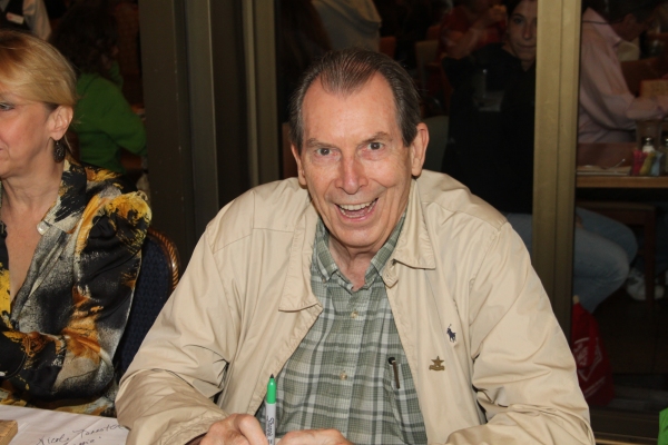 Photo Coverage: 2010 BC/EFA Flea Market - Celebrity Tables! Image